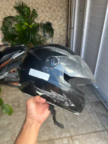 CAPACETE FECHADO - TAM 60