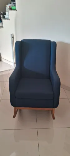 Poltrona de amamentação 