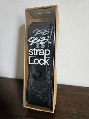 Correia Seize StrapLock