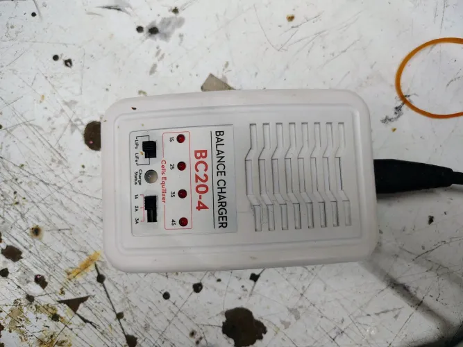 Carregar para bateria de drone