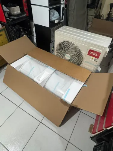 Split Piso Teto TCL 36.000 btus Inverter 220v nova com garantia