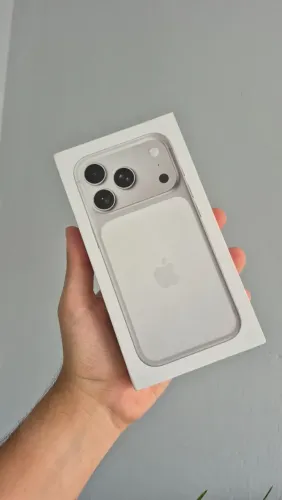 iPhone 17 Pro - 256GB - Silver