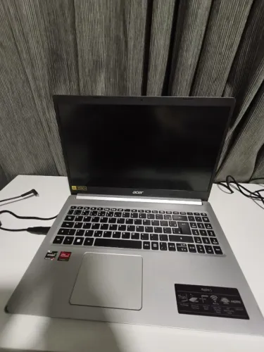 Acer Aspire 5 - AMD Ryzen 7 5700U