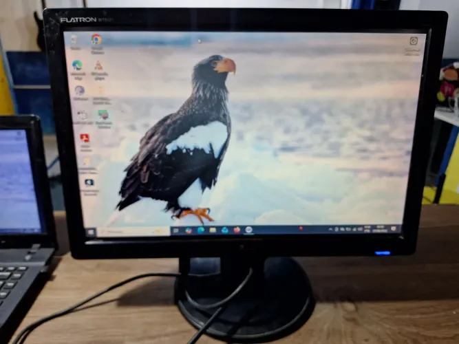 Vendo Monitor LG W1942S ,19" Polegadas LED,conforme foto