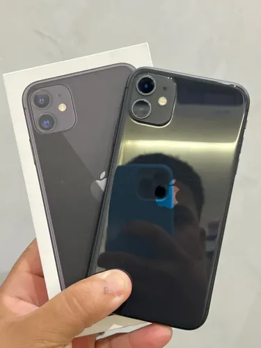 iPhone 11