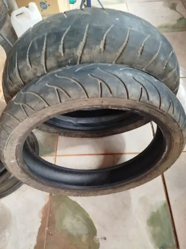 Vendo pneus cb 300R