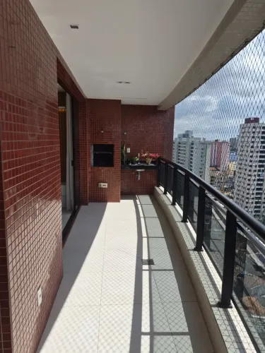 Helio Pires aluga Apartamento no Ed. Amalfi 3 suites sacada gourmet 2 vagas na Batista C