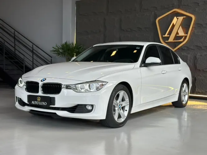 BMW 320I A 2.0 Turbo/activeflex 16V 184cv 4P 2015