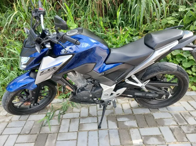 Cb 300f 2025 2026 novinha zap * Francisco