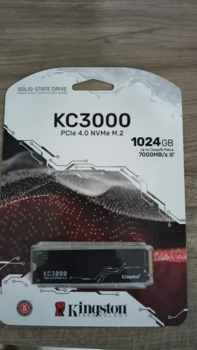 Kingston KC3000 M.2 NVMe SSD PCIe 4.0 de 1TB