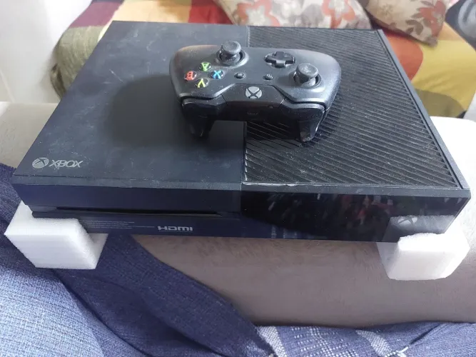 Xbox one 1 tera perfeito estado precisa apenas trocar a fonte