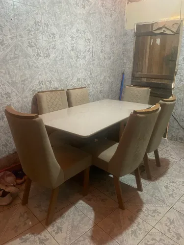 Mesa de jantar 6 cadeiras