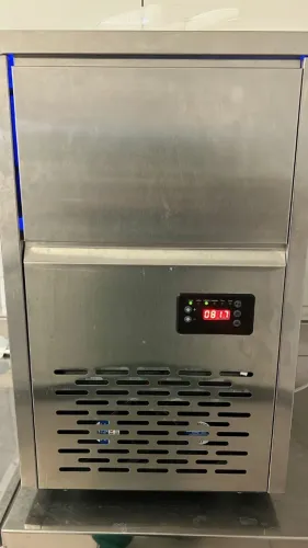 Máquina de gelo 