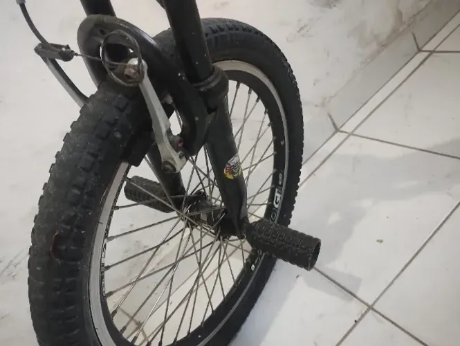 Bicicleta media usada