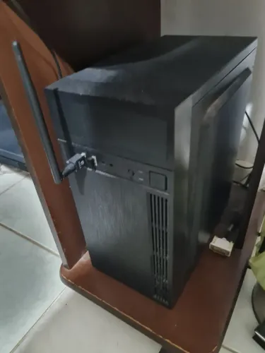 PC 8gb ram -- 126 gb de SSD -- i5 em excelente estado e sem defeitos