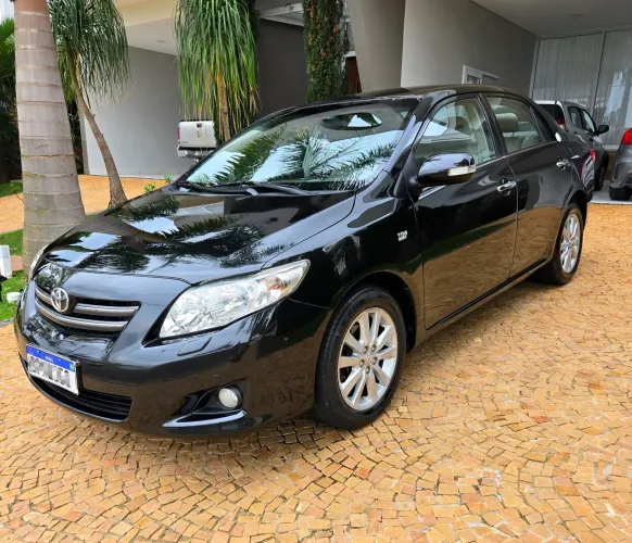 Toyota Corolla Altis 2.0 Flex 16V Aut. 2011
