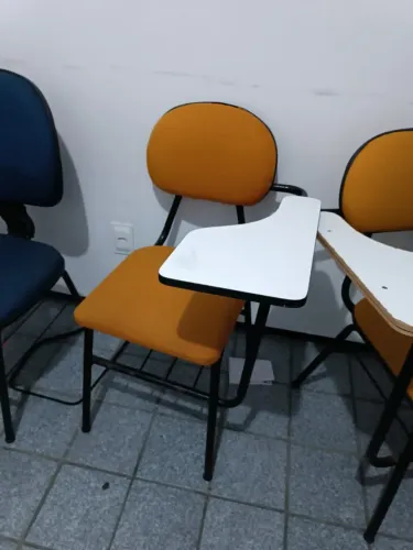 Cadeira escolar