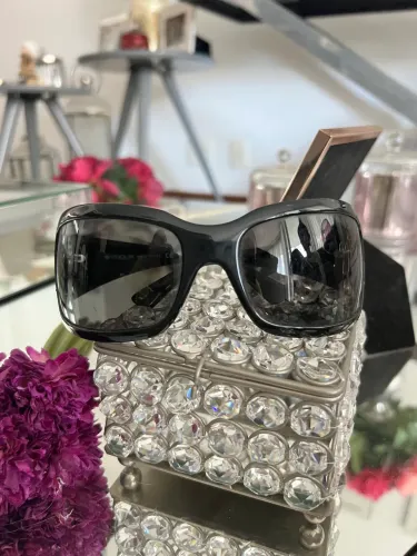 Óculos de Sol Vogue Original - Feminino - Preto - Ótimo Estado 