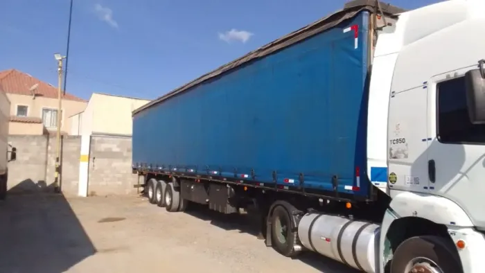 Carreta Saider 30 paletes 15.40 comprimento 270 de altura