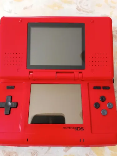 Nintendo DS FAT (c/ Jogos e Fonte) Bom Estado