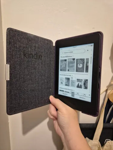 Kindle paperwhite 7° geração luz embutida perfeito estado!