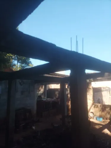 Vaga de pedreiro e ajudante
