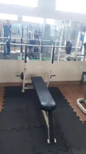 APARELHOS DE MUSCULAÇÃO