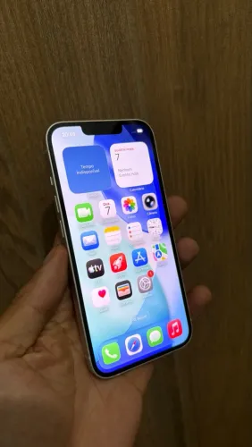 iPhone 13 Normal