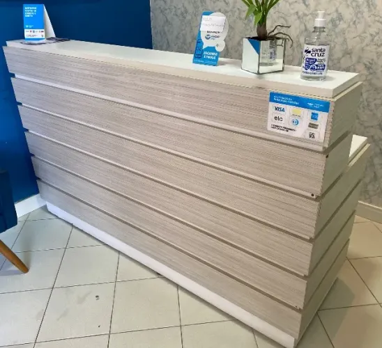 Balcão para atendimento