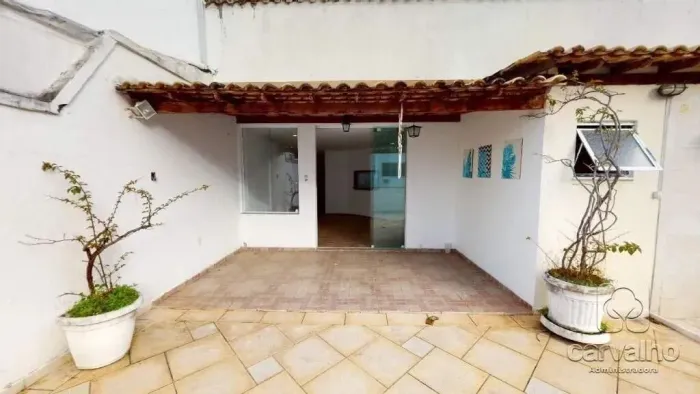 Cobertura à venda Grajaú com 103 m² , 2 quartos 1 vaga.