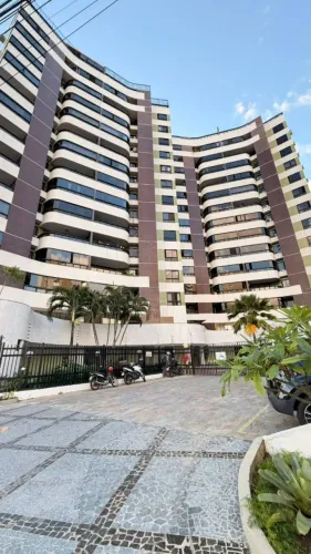 Apartamento com 4/4 a venda em frente ao shopping Jardins