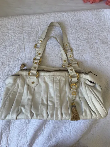Bolsa Carmem Steffens original. Cor off white.
