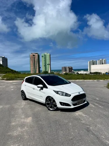 Ford Fiesta Titanium 1.6 16V Flex Mec. 2014