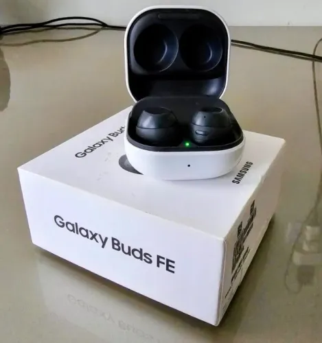 Galaxy buds Fe sem detalhes