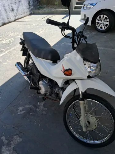VENDO MOTO POP