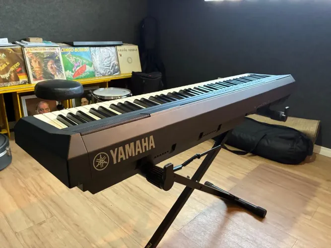 Piano Digital Yamaha P-115