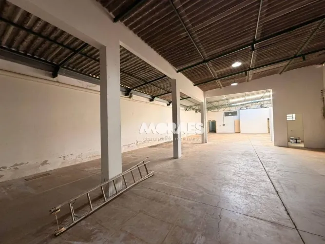 Barracão para alugar, 450 m² por R$ 6.500,00/mês - Jardim Solange - Bauru/SP