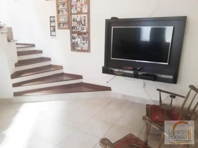 CASA À VENDA NO CENTRO DE ATIBAIA!!!