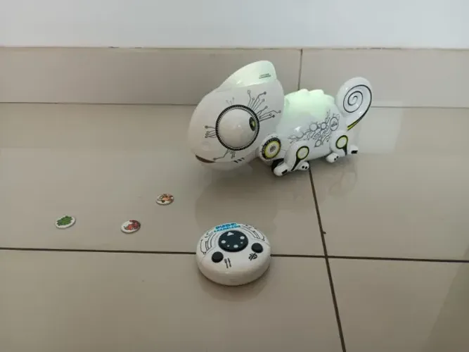CAMALEÃO ROBÔ
