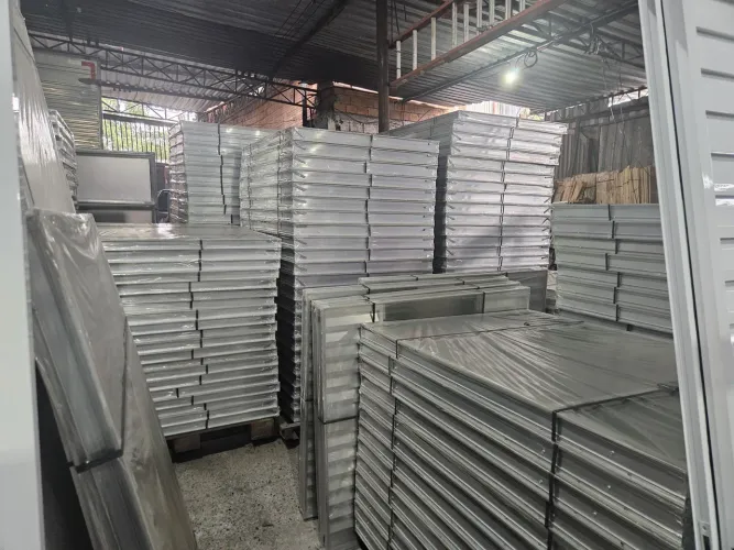 Portas e janelas direto da fábrica para sua casa ou obra com peças aparti de R$350,00