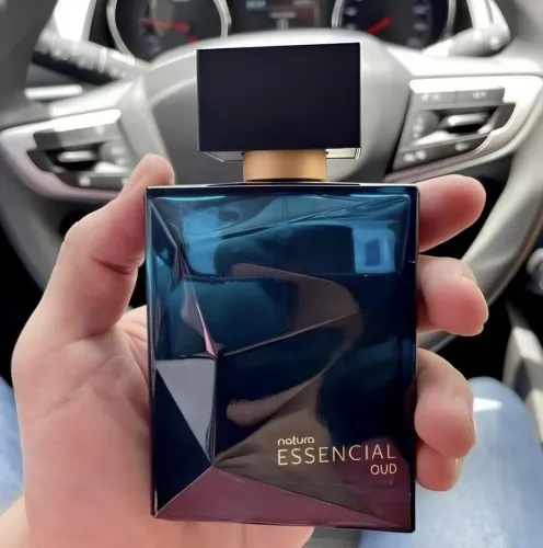 Natura essencial oud R$ 150