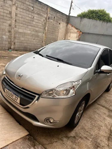 Peugeot 208 Active/active Pack 1.5 Flex 8V 5P 2016