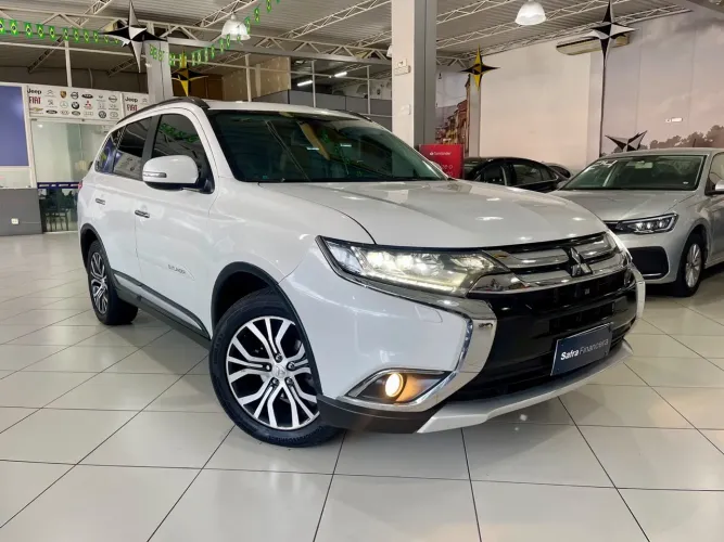 Mitsubishi Outlander 2.2 165cv Diesel Aut. 2016