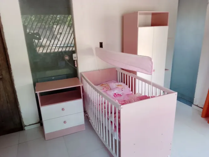 Vende-se um kit de berço