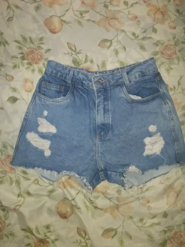 4 shorts jeans 100 reais