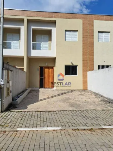 Casa no Condomínio Parque Rizzo 2, disponível pra venda, em Cotia/Sp