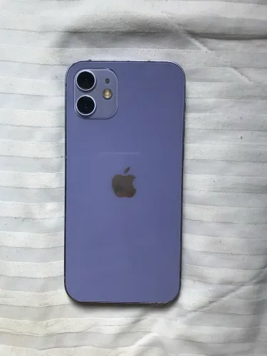 iPhone 12 64gb lilás
