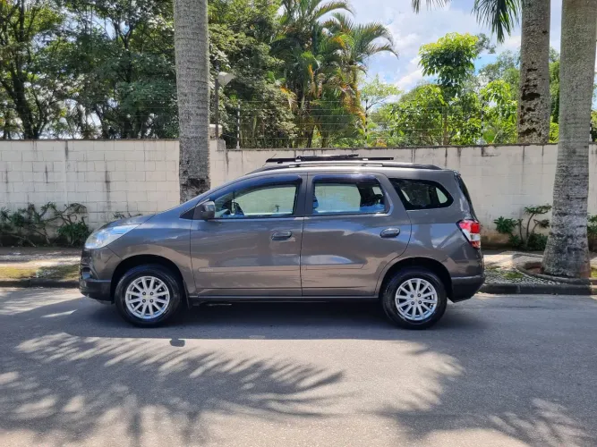 Chevrolet Spin LT 1.8 8V Econo.flex 5P Mec. 2015