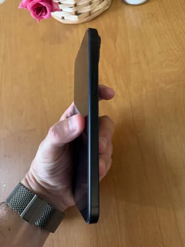 iPhone 15 Plus 