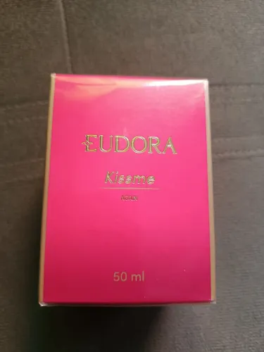 Vende-se perfume NOVO EMBALADO